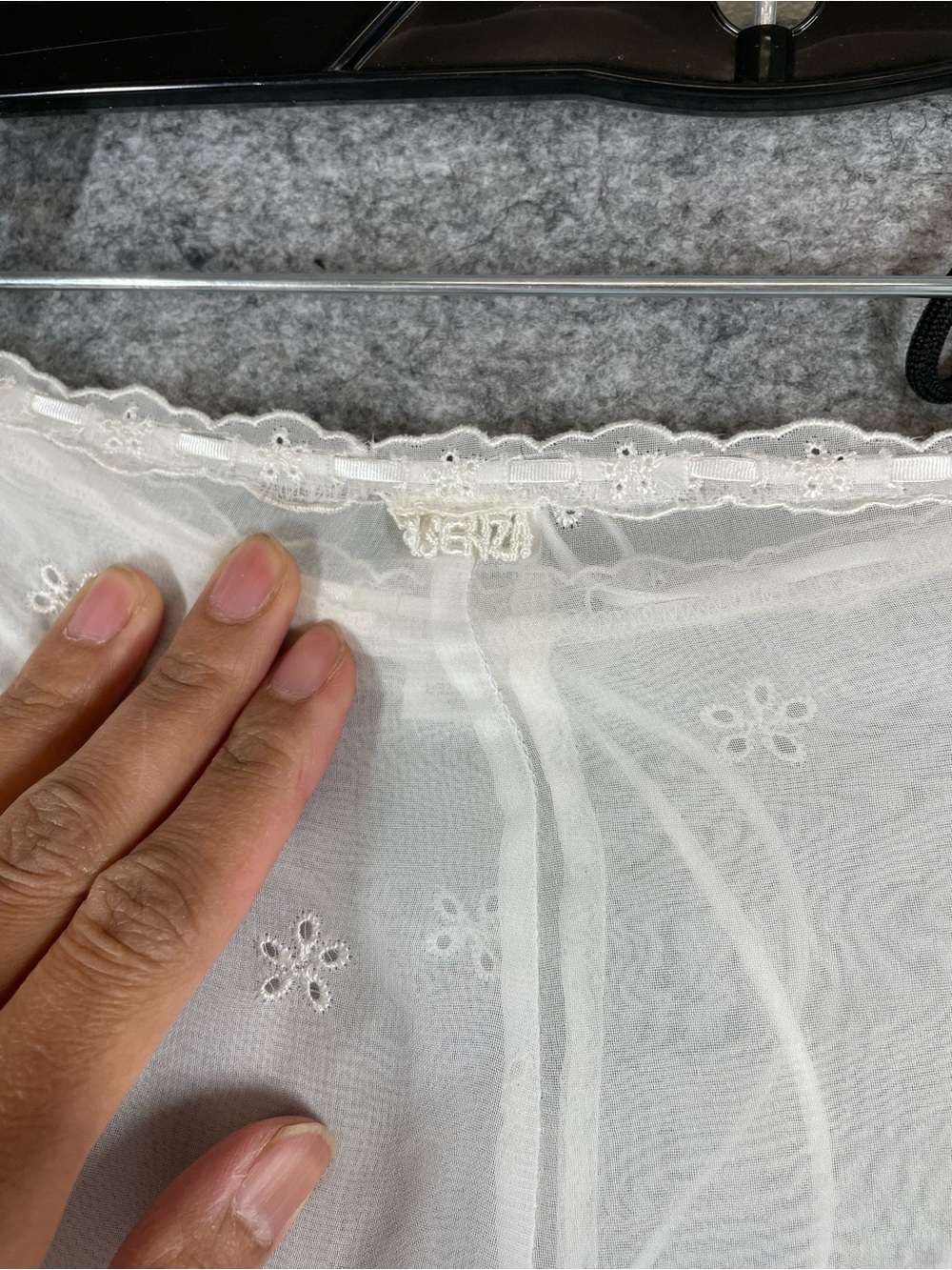 La Senza Sheer Mesh Lounge Pants White Embroidered Y2K Coquette Large Festival - Picture 13 of 16